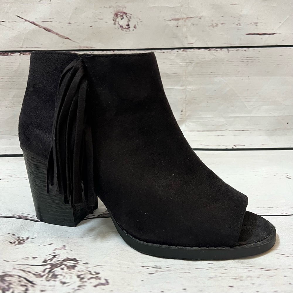 Soda Open Toe Peep Toe Fringe Suede Ankle Bootie Black Size 7